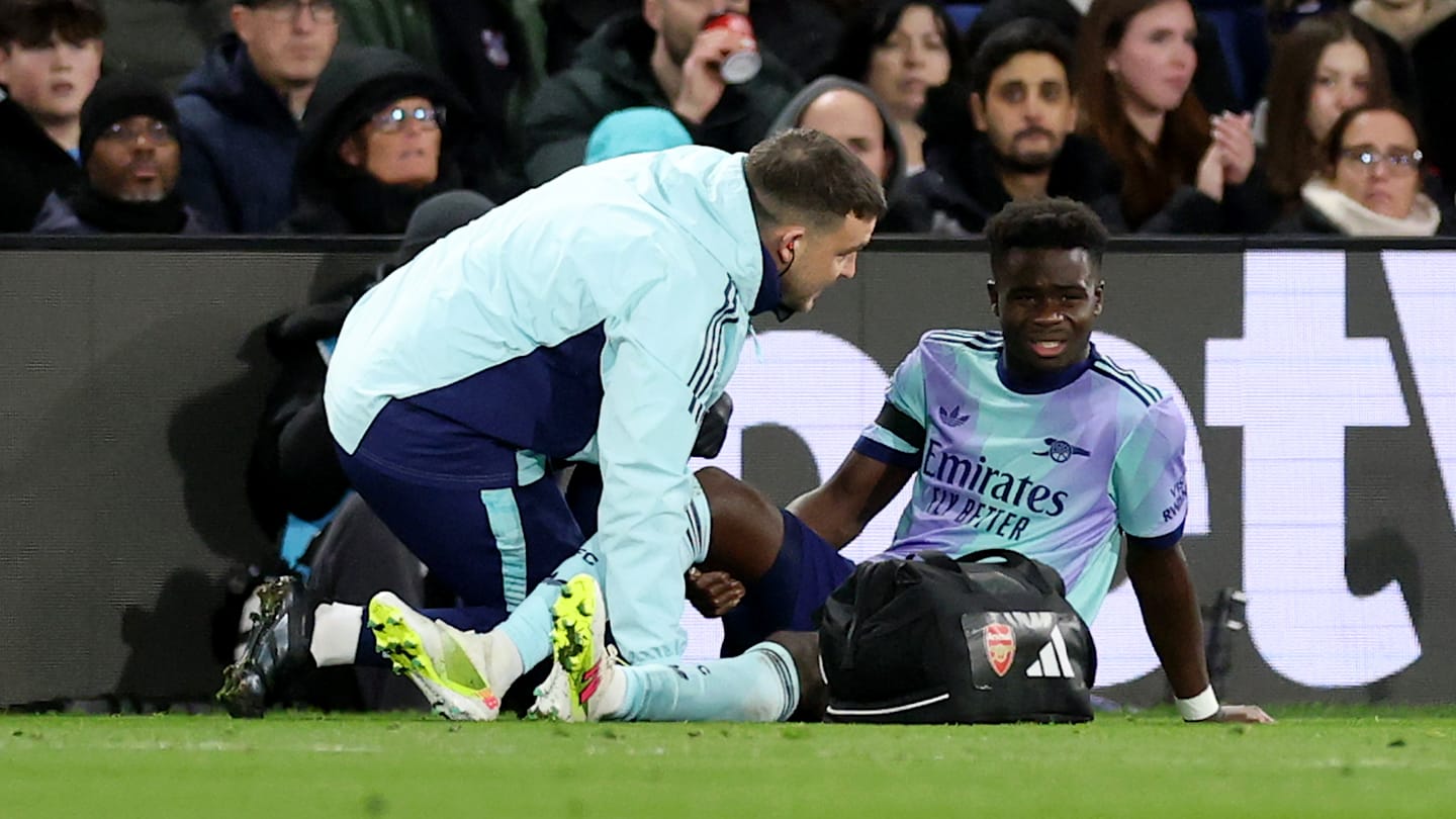 Mikel Arteta provides worried Bukayo Saka injury update