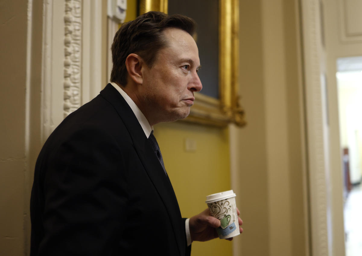 SEC lawsuit claims Musk made more than $150 million by delaying disclosure of Twitter stake