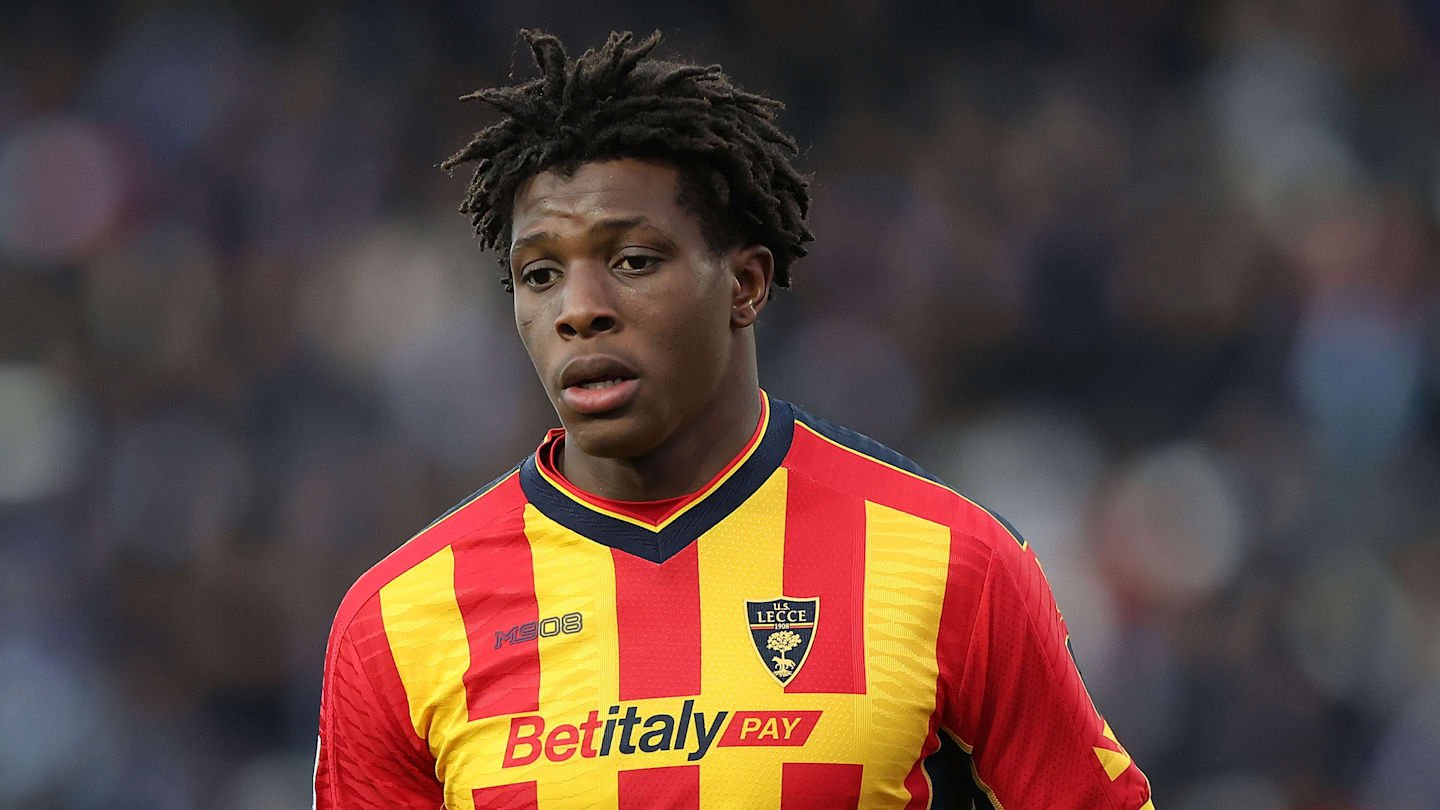 Lecce president offers huge update on Man Utd’s pursuit of Patrick Dorgu