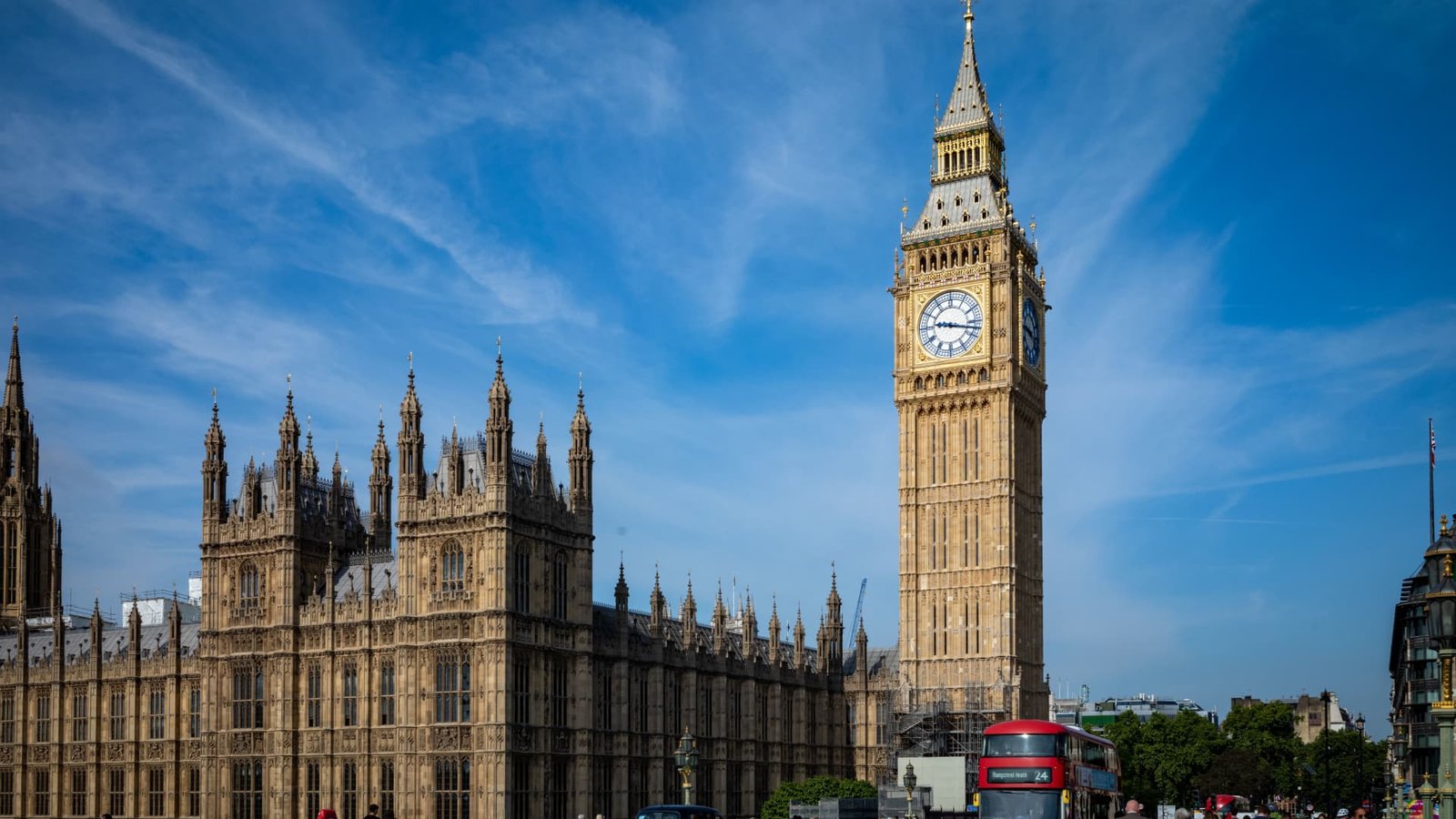 Soaring UK borrowing costs spark fears of public spending cuts