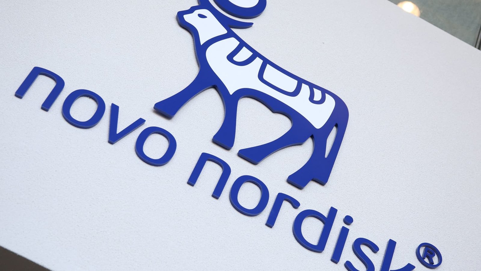 Novo Nordisk shares 9% on early weight loss drug trial results