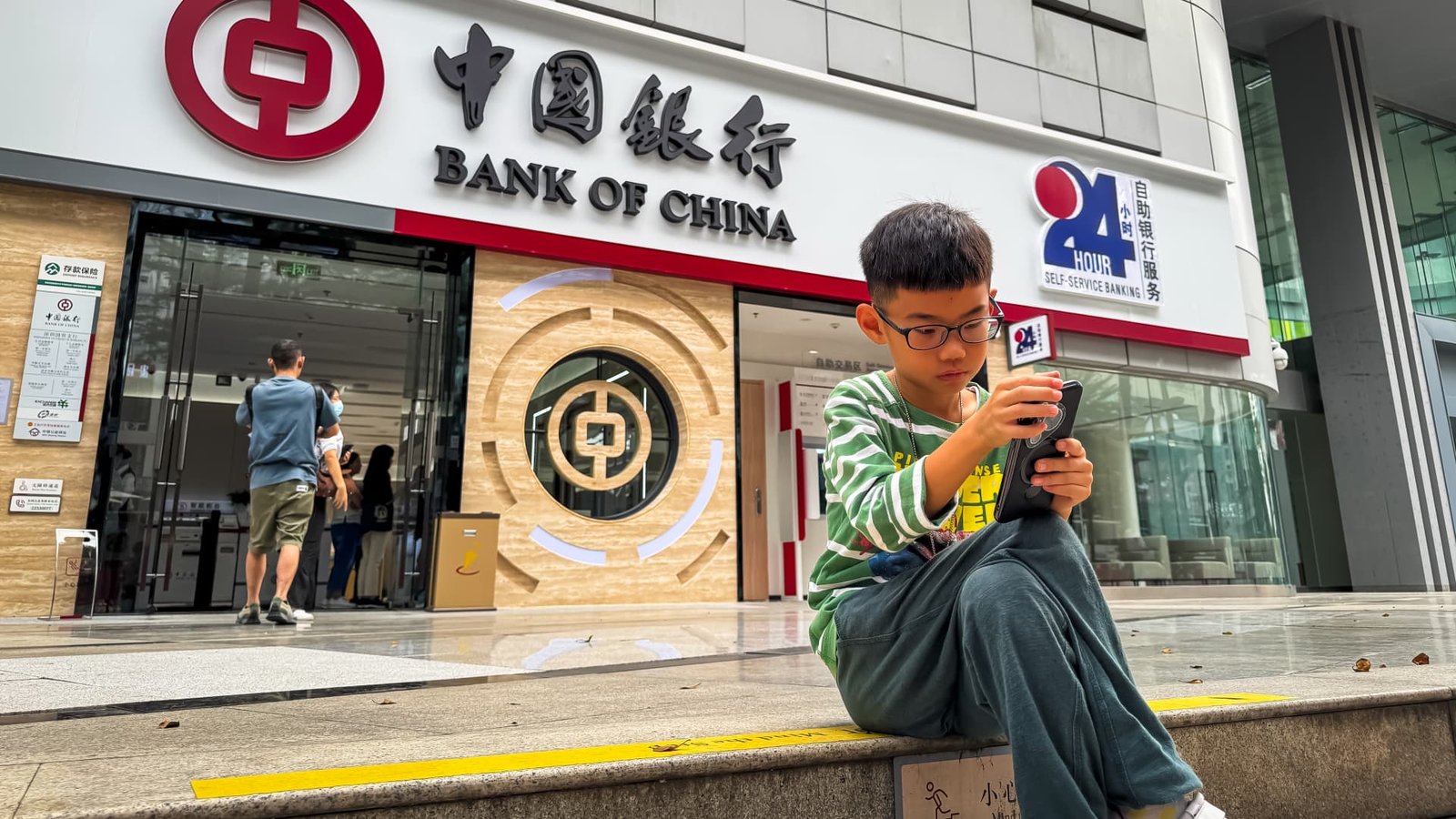 Chinese lenders face huge challenge: unable to provide enough loans