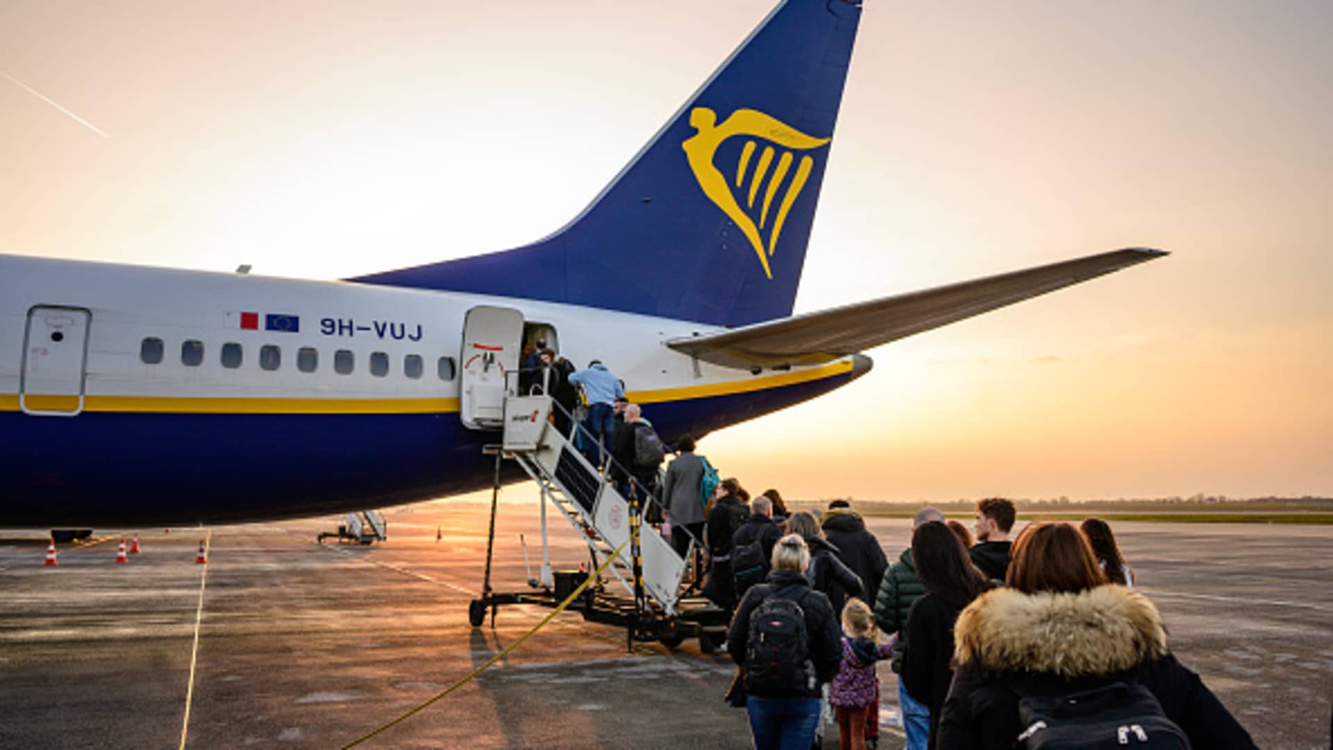 Ryanair cuts passenger target again due to Boeing delays