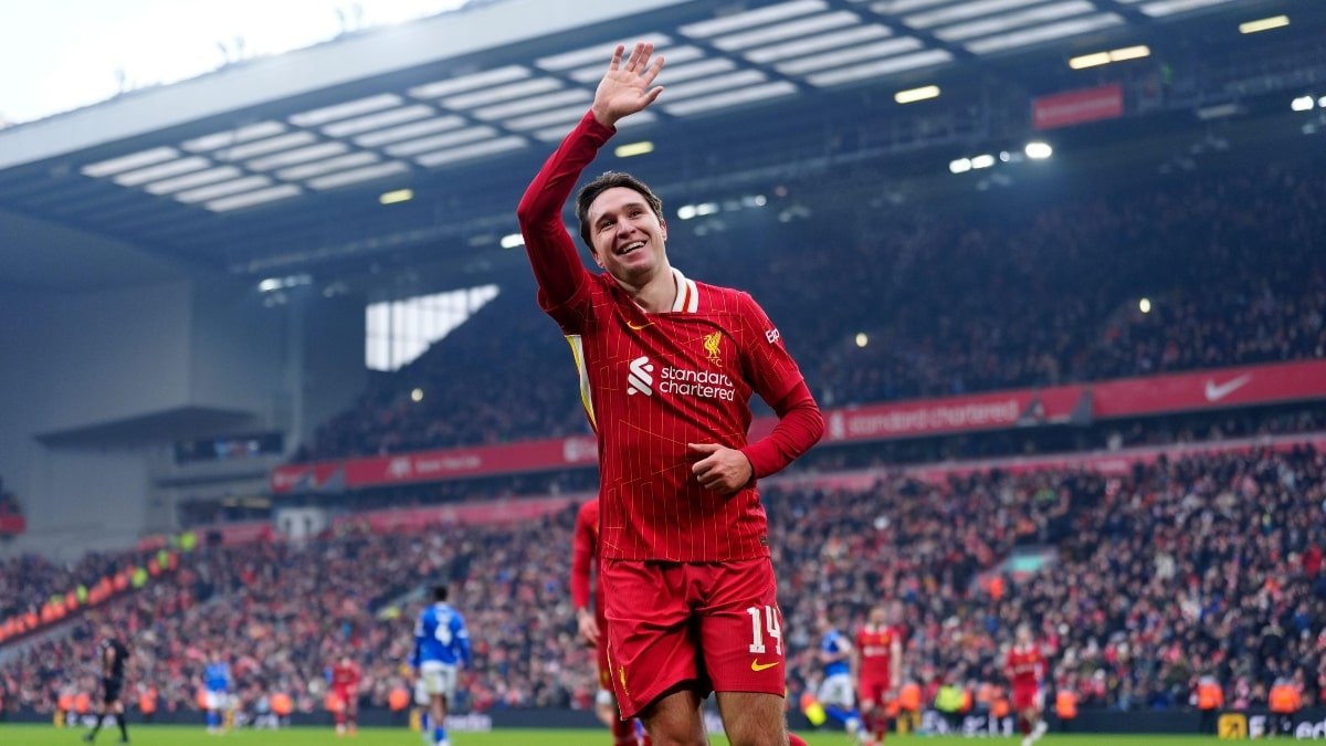 The Reds cruise into the fourth round of the FA Cup