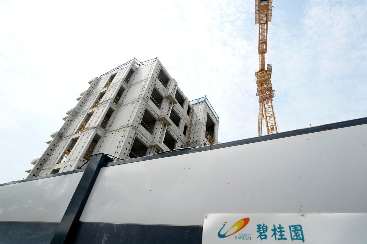 Chinese property developer Country Garden’s plans deal with creditors as the industry languishes