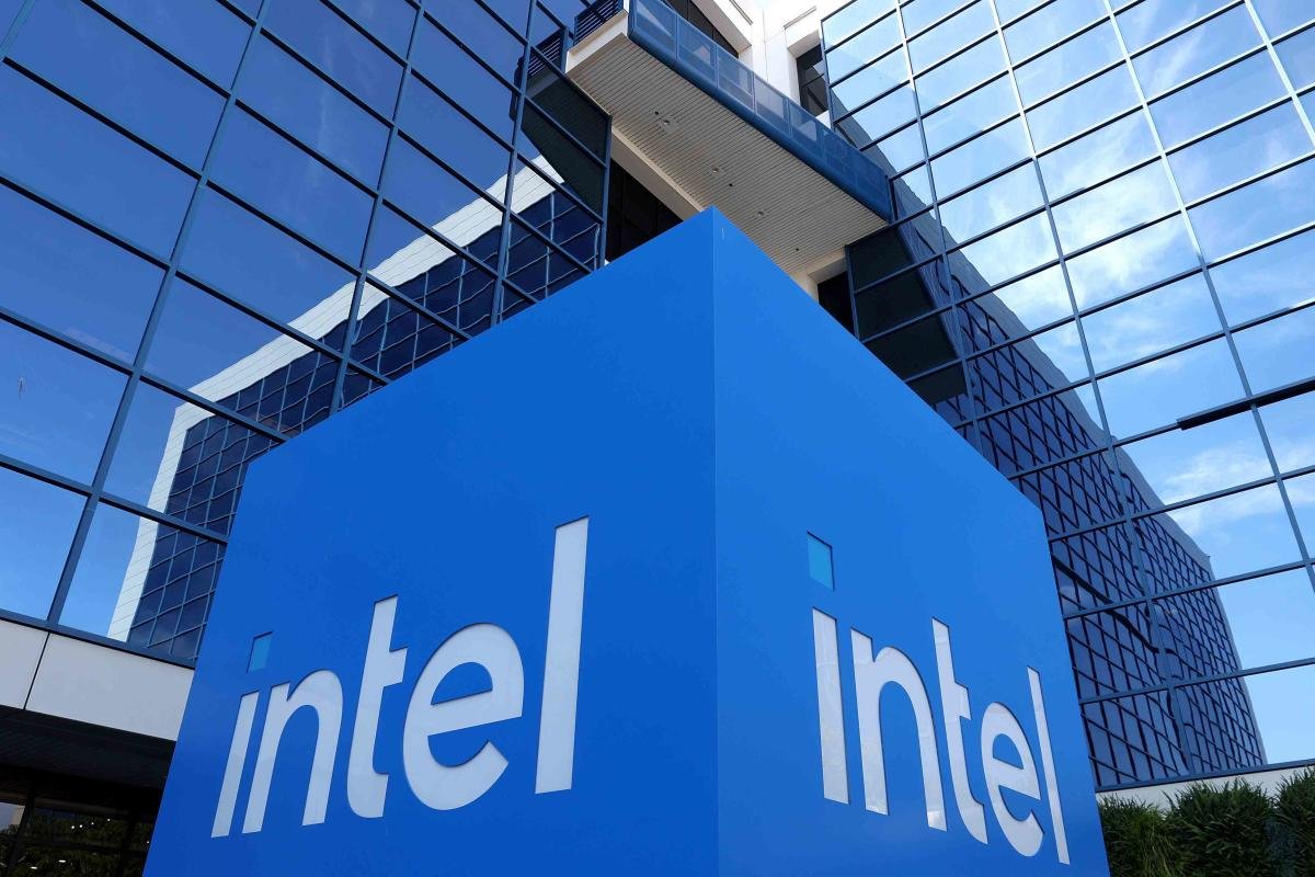 Intel shares rise as takeover speculation spreads