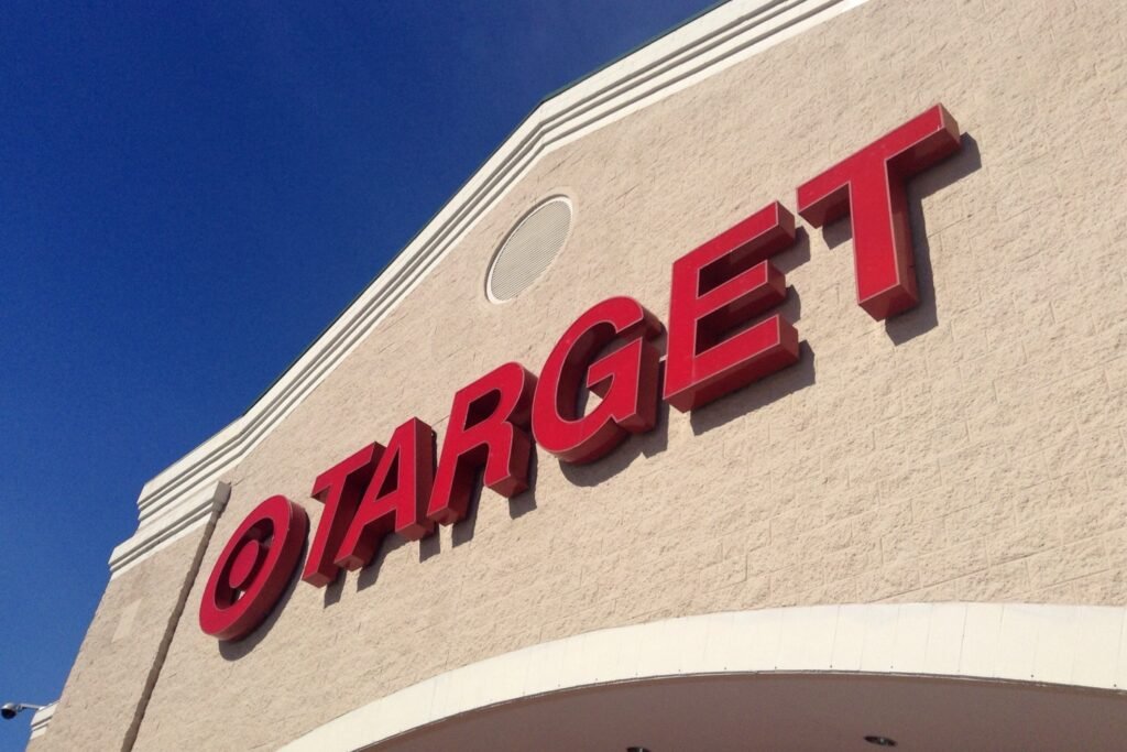 Target recovers long -term Dei initiatives