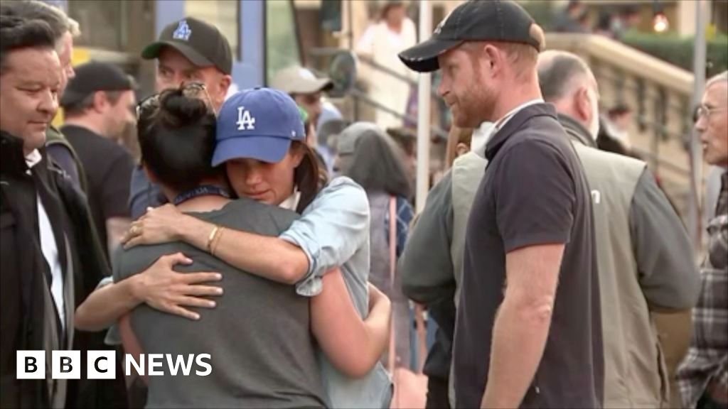 Prince Harry and Meghan hug Pasadena residents