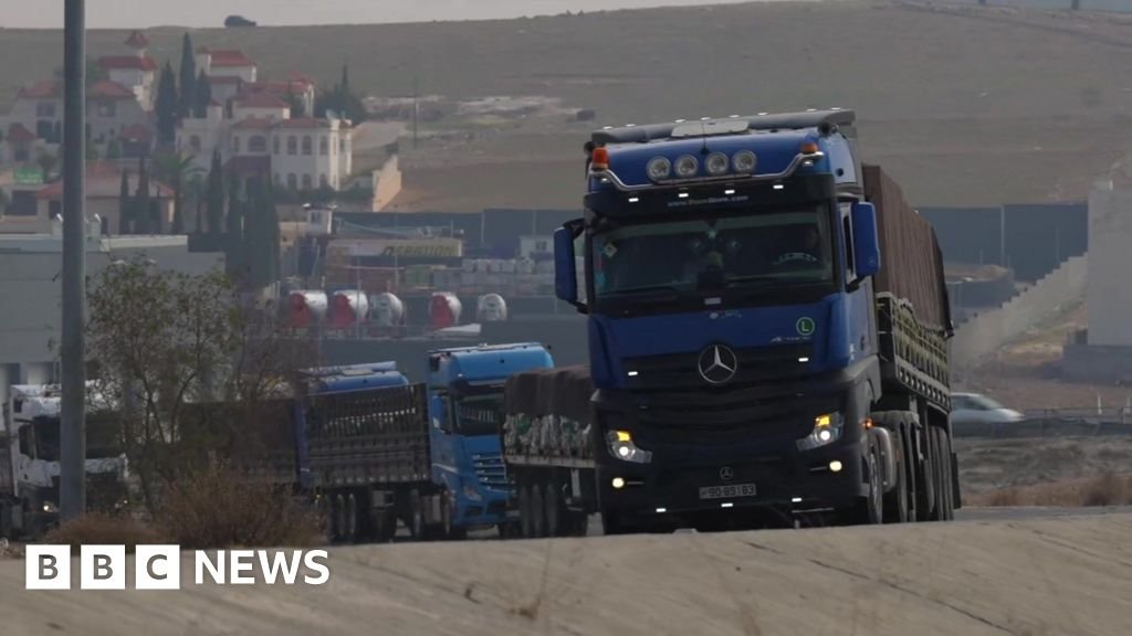 Join a truck driver delivering aid to Gaza