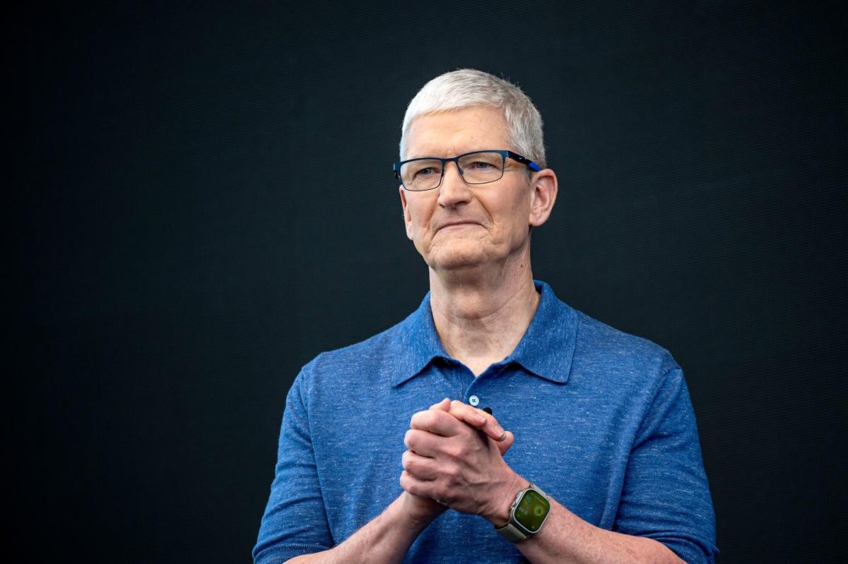 Apple CEO salary rises 18%; The company opposes the anti-diversity measure