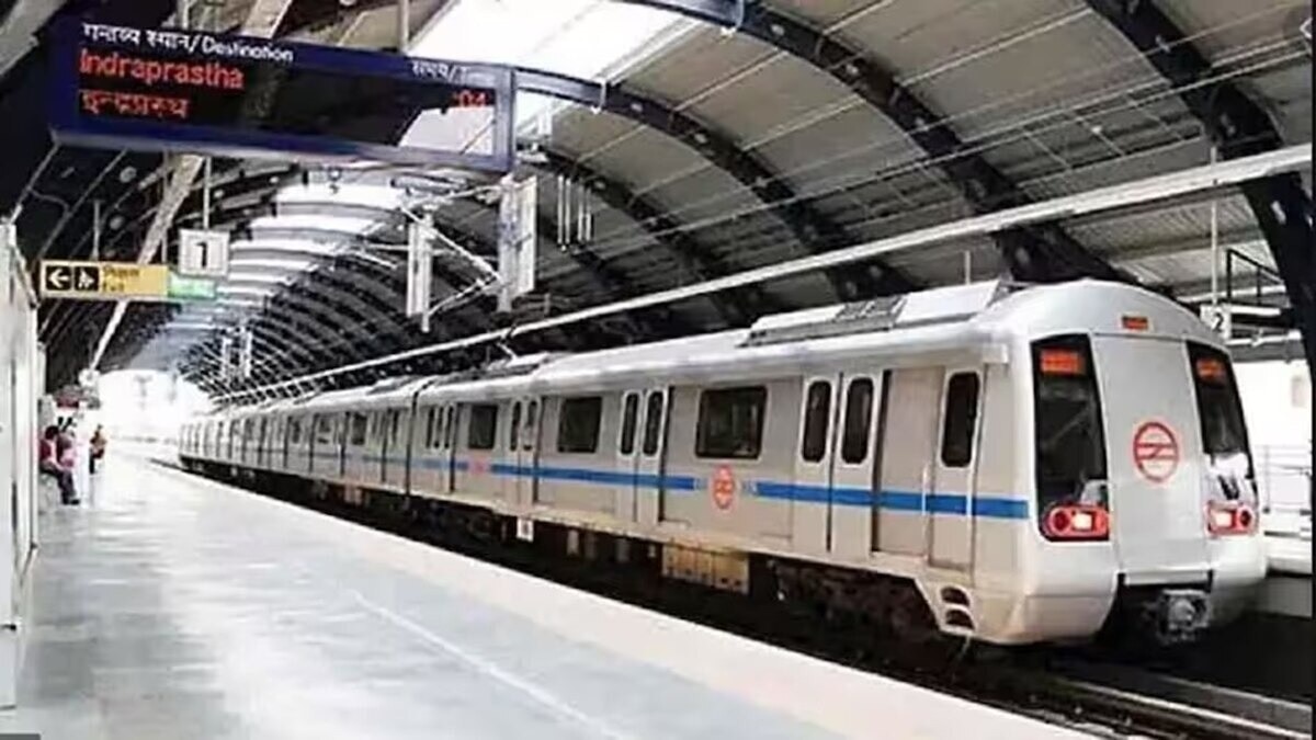 ‘I was in women’s coach and…’: Redditor on disturbing ‘racist’ incident on Delhi Metro without support from fellow passengers