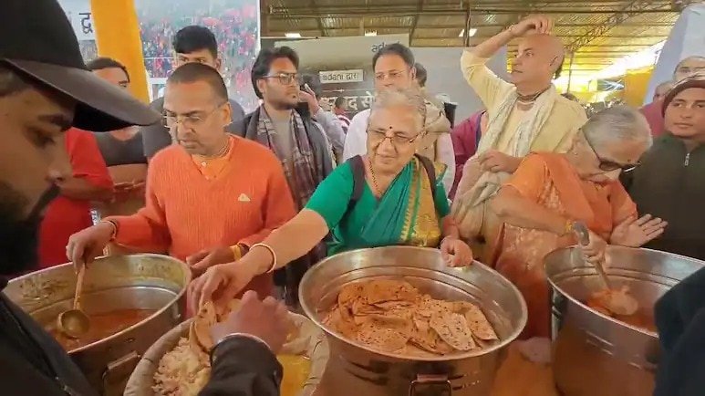 Maha Kumbh 2025: Sudha Murty distributes Mahaprasad, tours ISKCON kitchen