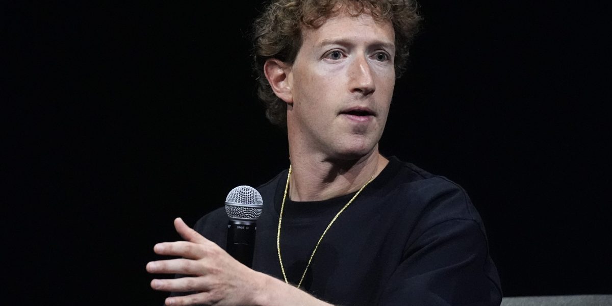 Mark Zuckerberg will cohost a Trump inauguration reception with Republican billionaires