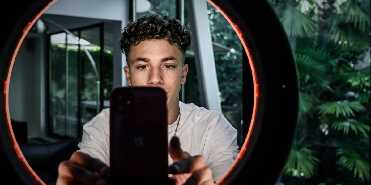 TikTok influencers have resisted the move to Meta under the app’s impending ban. ‘The vibes are not the same’