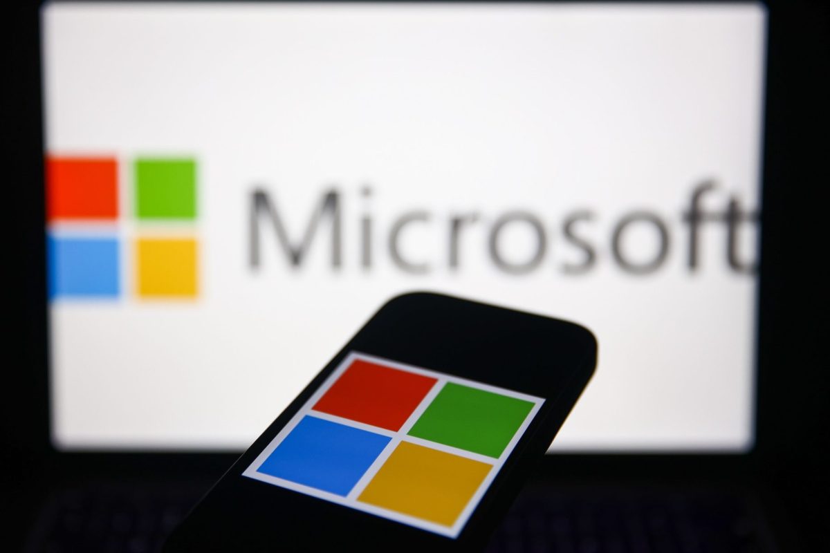 Microsoft brings a Dereseek model to its cloud