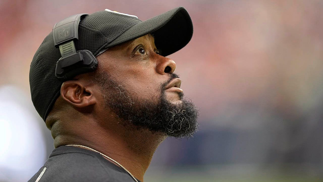 Bears brass in talks over potential trade for Steelers coach Mike Tomlin: report