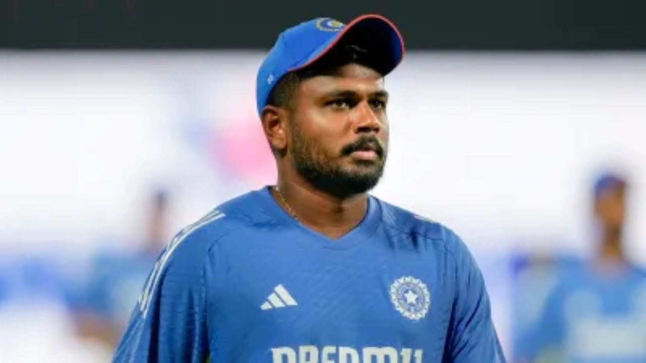 Former Indian star proudly declares himself a fan of Sanju Samson