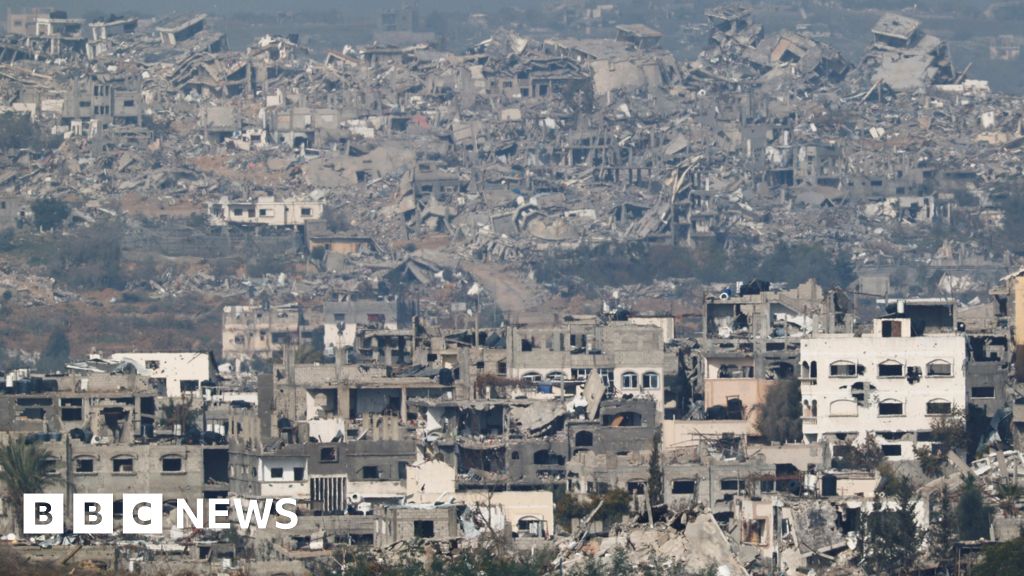 Israel and Hamas agree on ceasefire in Gaza, source tells BBC