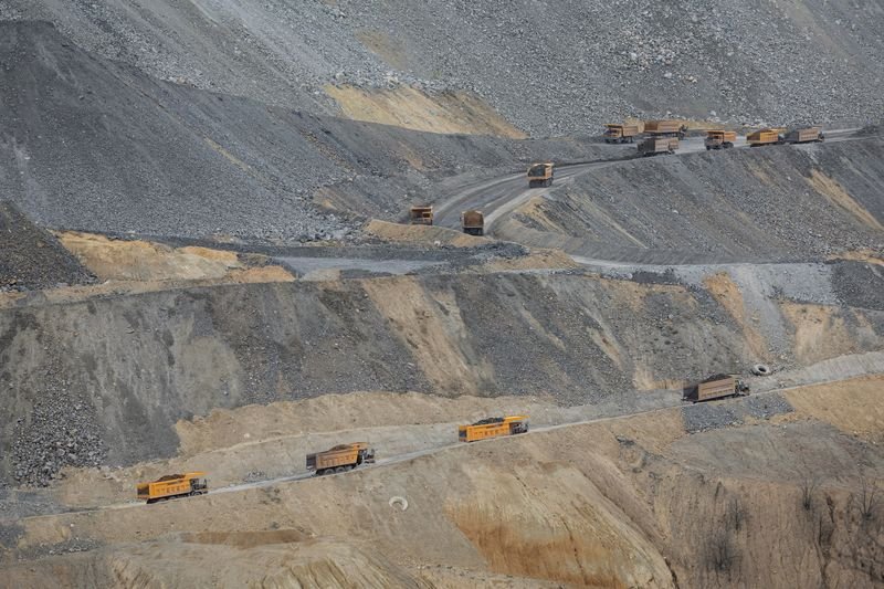 Chinese miner Zijin in talks to buy a controlling stake in Zangge Mining