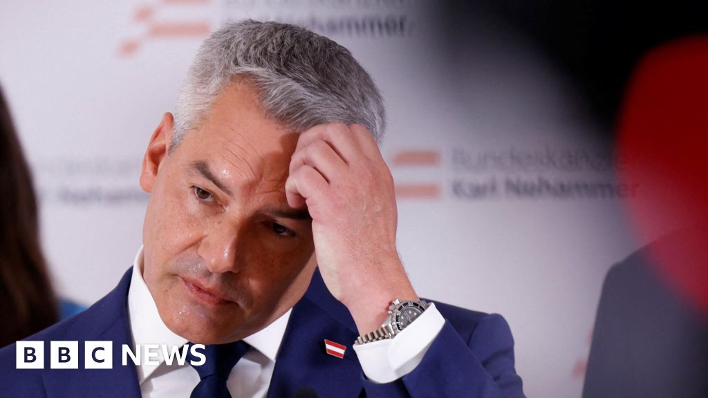 Austrian chancellor resigns as coalition talks collapse