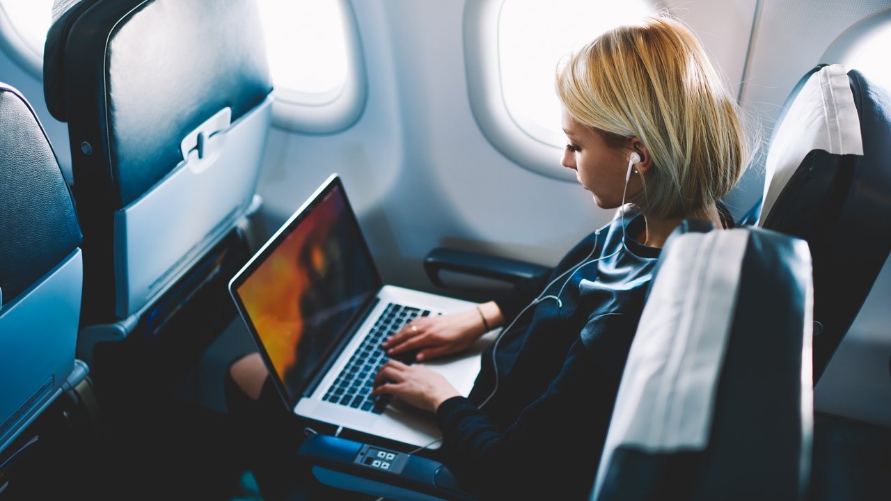 The biggest Wi-Fi mistakes you can make on a plane