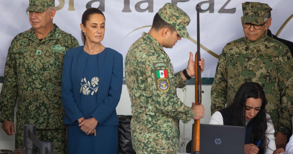 Mexico offers cash to take guns off the streets: $1,200 for an AK-47 rifle and $1,300 for a machine gun