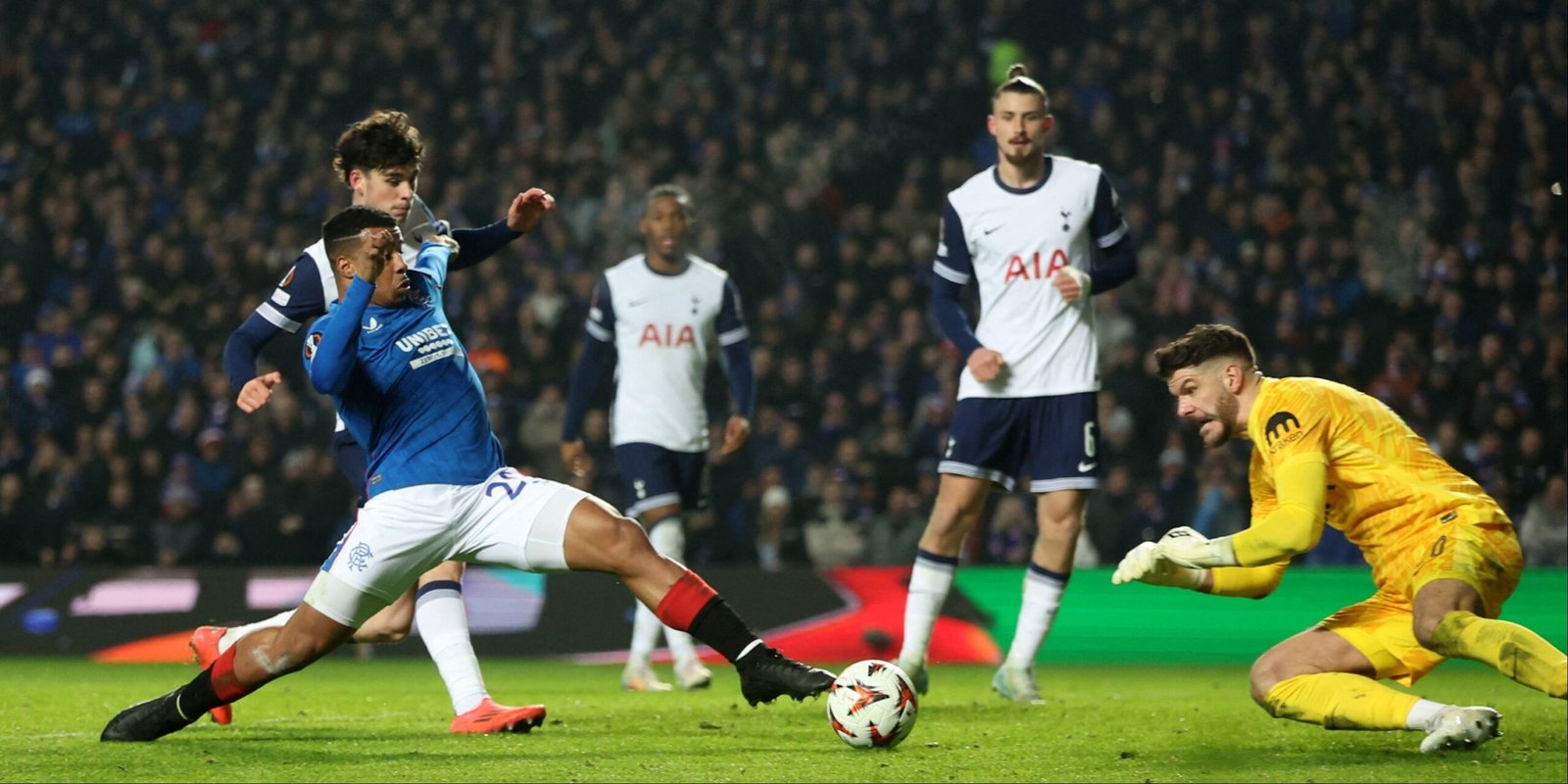 Tottenham hot thorns are trying to sign the “blank diamond”, and the scouts saw him staged a hat trick