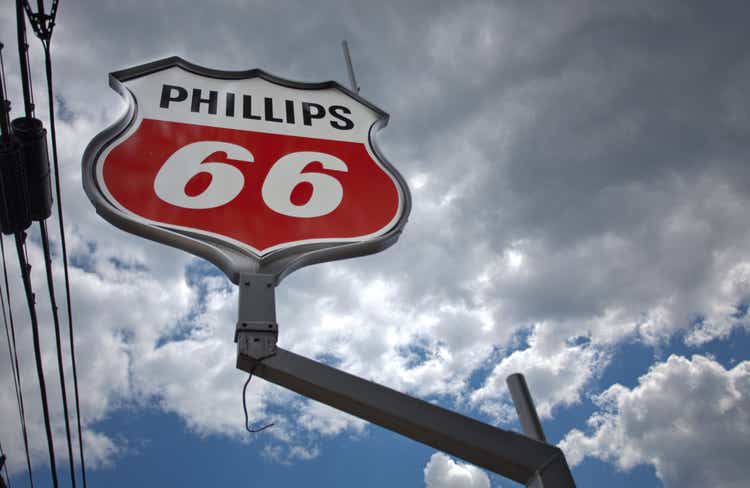 Phillips 66 to buy EPIC NGL in $2.2 billion deal to boost Permian (NYSE: PSX ) midstream business