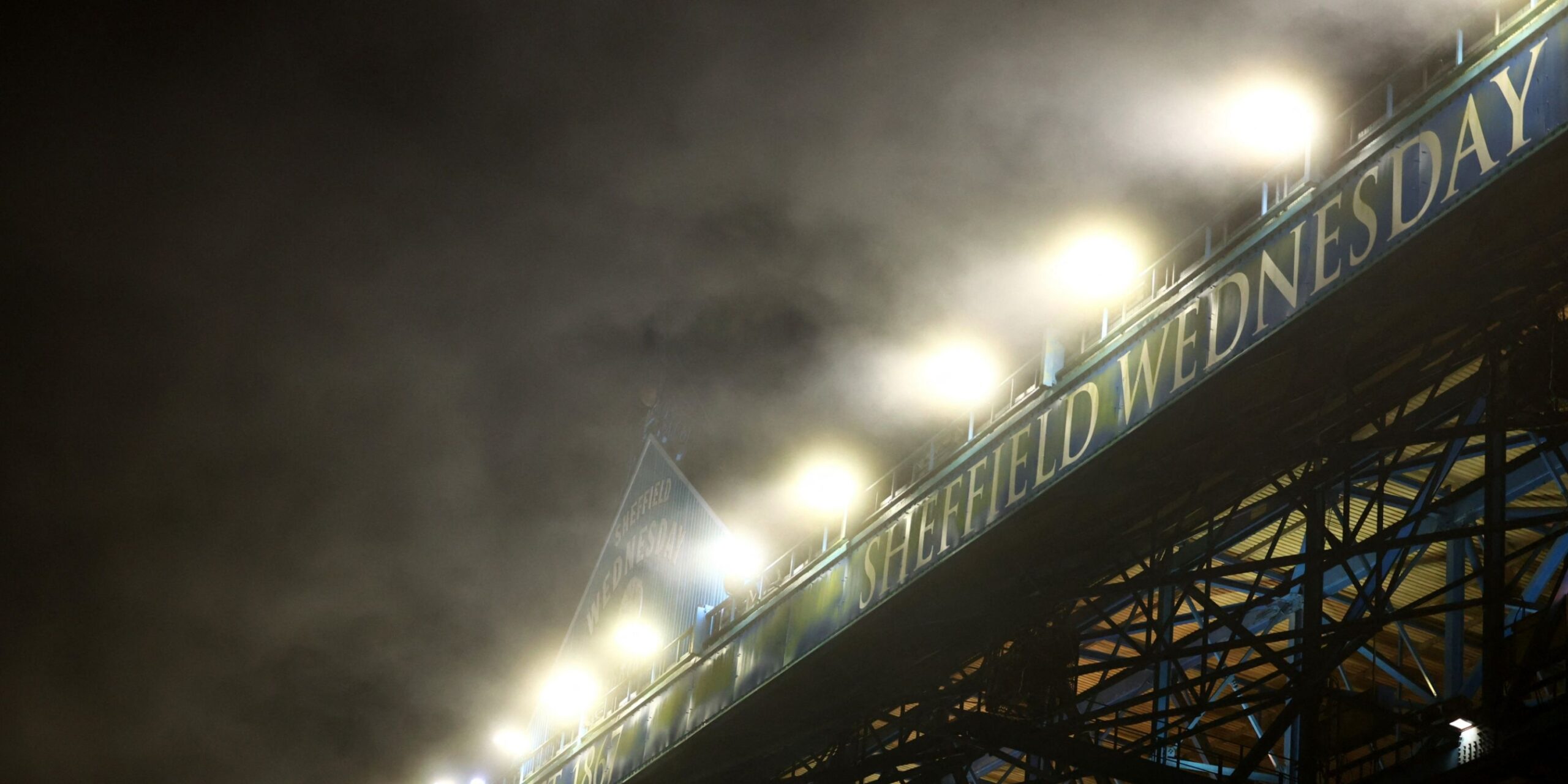 The 32-year-old Sheffield Wednesday promotion champion now wants to leave in January