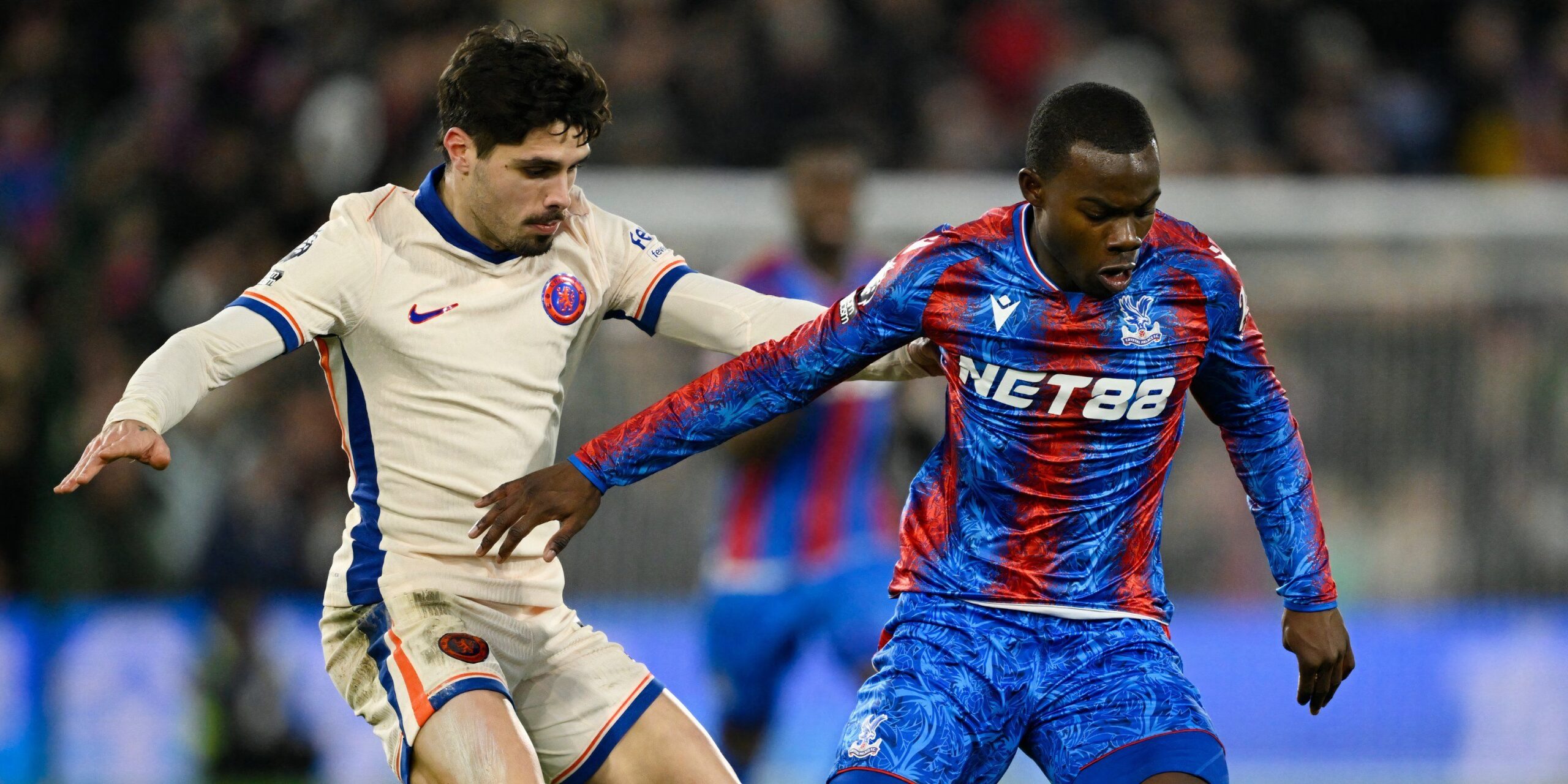 Crystal Palace bid £13m for ‘dominant’ ace player who could replace Mitchell