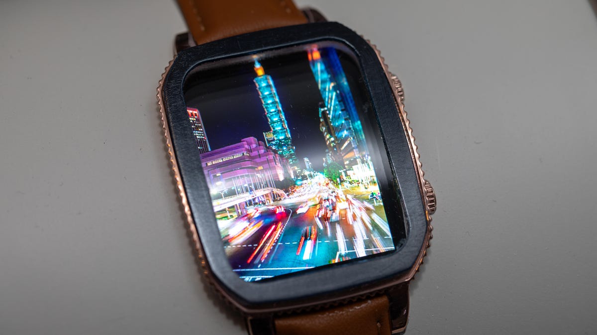 Samsung’s Micro LED Smartwatch Concept Is The Brightest Screen I’ve Ever Seen On A Watch