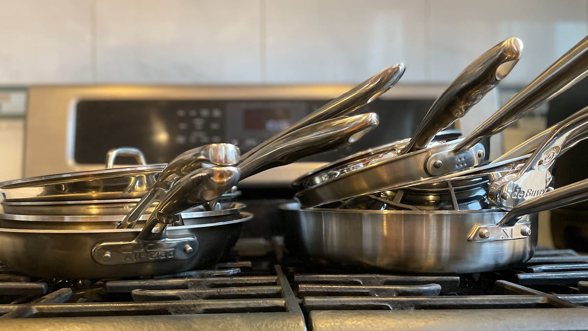 3 Best Stainless Steel Frying Pans in 2025