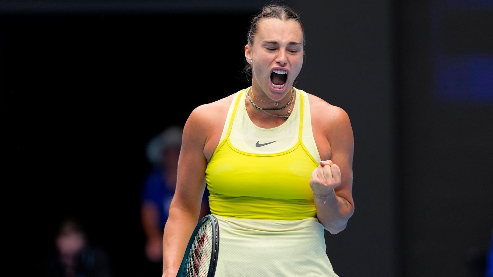 Aryna Sabalenka: Defending champion survives first test, last year’s defeated finalist Zheng Qinwen shocked | Tennis News